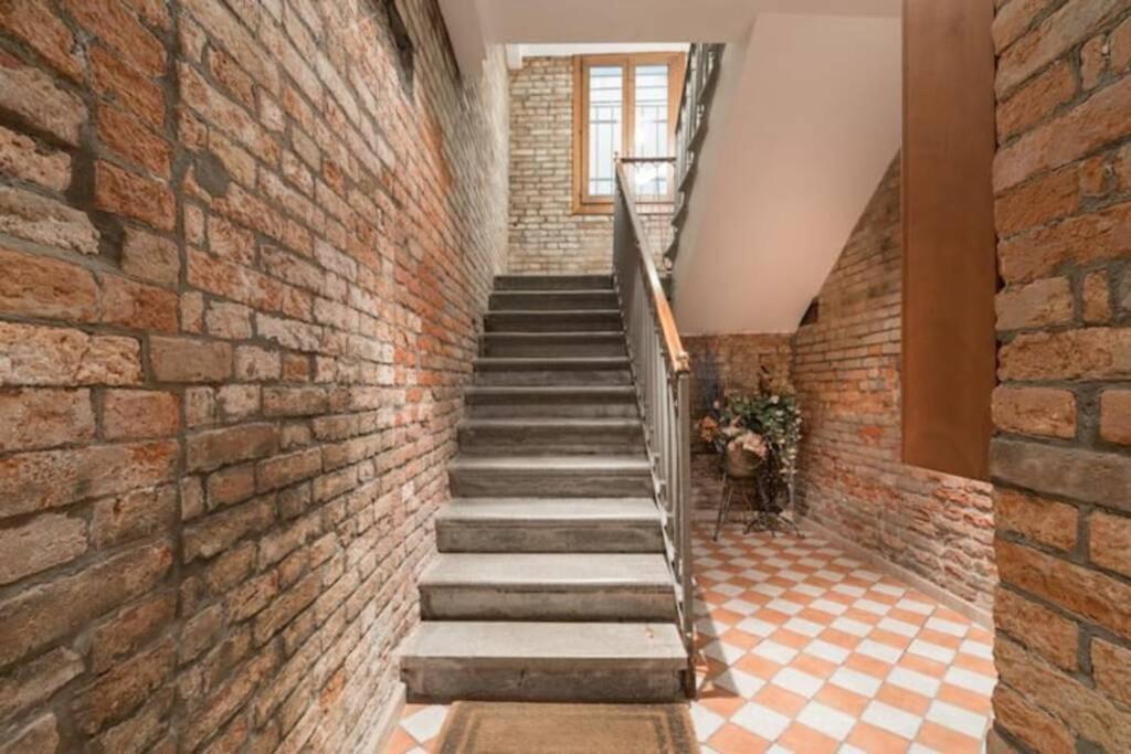 Ca' Pesaro Rooftop Terrace Apartment. Venedig Exteriör bild